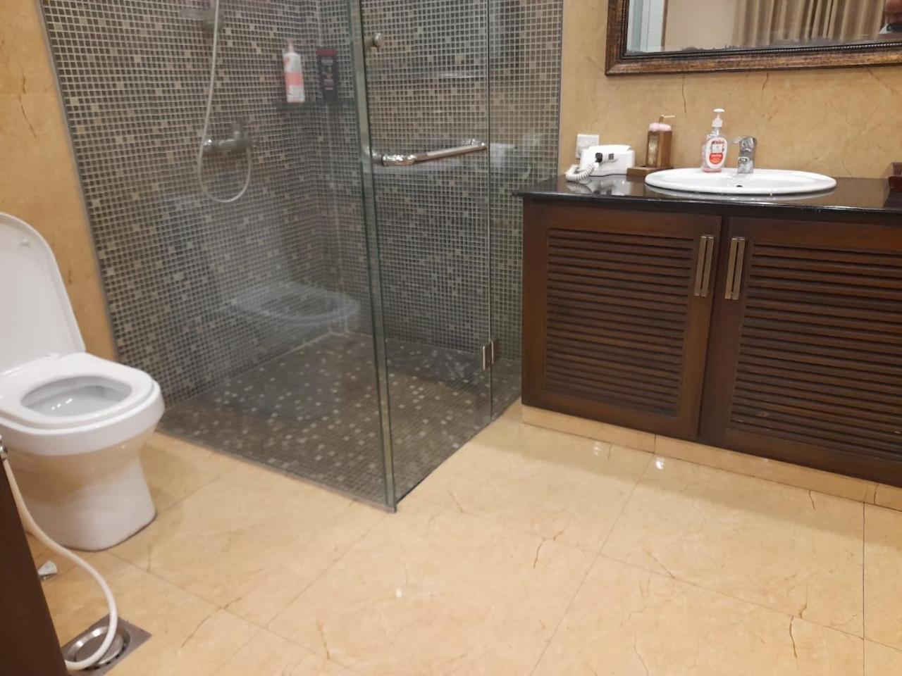 Grand Regent Hotel And Suites Φαϊσαλάμπαντ Εξωτερικό φωτογραφία